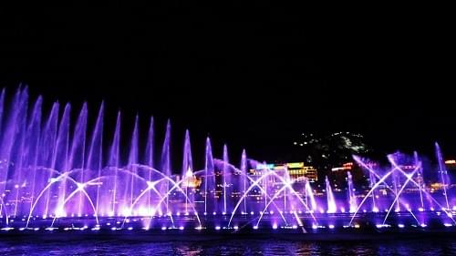 方正噴泉列出音樂噴泉總體布局需要的條件(圖2) 方正噴泉列出音樂噴泉總體布局需要的條件(圖2)