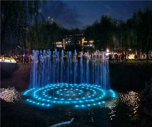 方正噴泉列出音樂噴泉總體布局需要的條件(圖3) 方正噴泉列出音樂噴泉總體布局需要的條件(圖3)